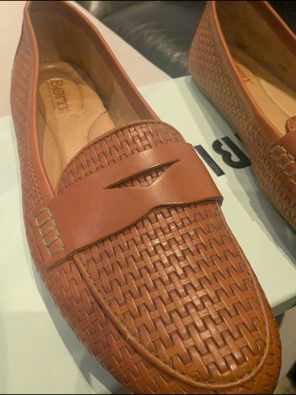 🤎👡 LNWT Born Woven Penny Loafers In Camel Brown - Picture 5 of 5